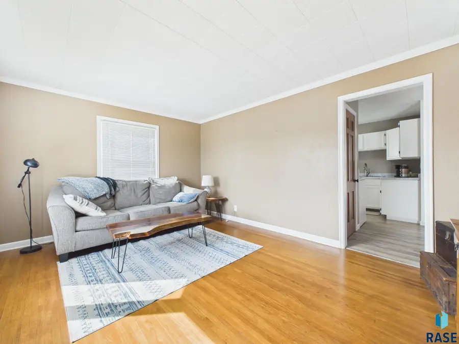 2425 S Duluth Ave, Sioux Falls, SD 57105 - #2