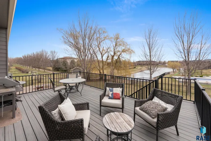 7100 S Wilshir Pine Ave, Sioux Falls, SD 57108 - #3