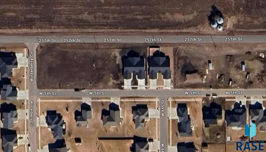 453 W 5th St, Crooks, SD 57020 - #3