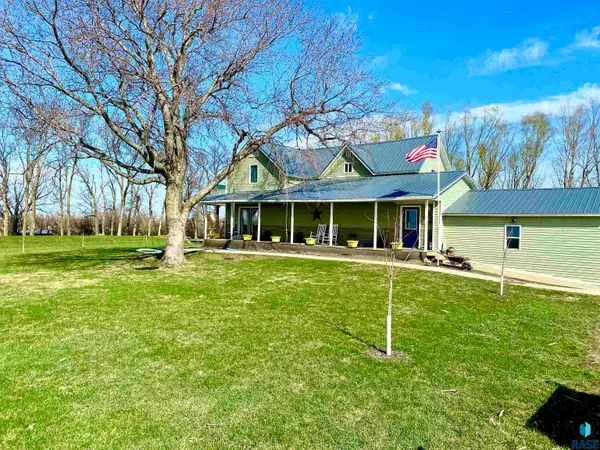 1563 211th St, Hardwick, MN 56134