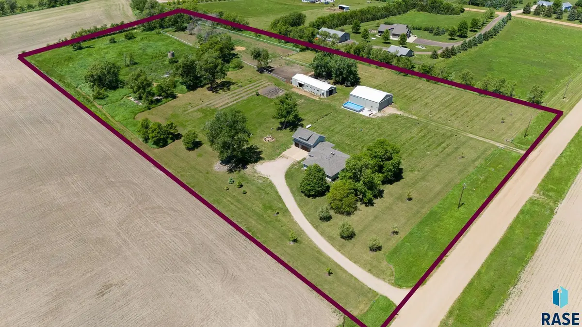 25523 476th Ave, Garretson, SD 57030 - #1