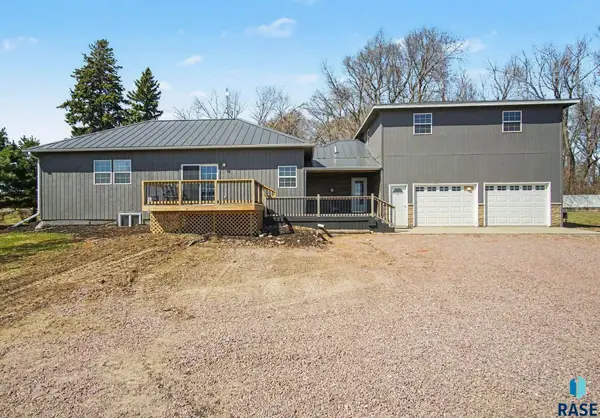 45928 248th St, Colton, SD 57018