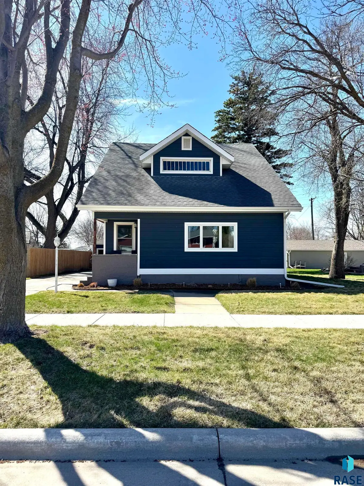 803 E 4th St, Dell Rapids, SD 57022 - #1