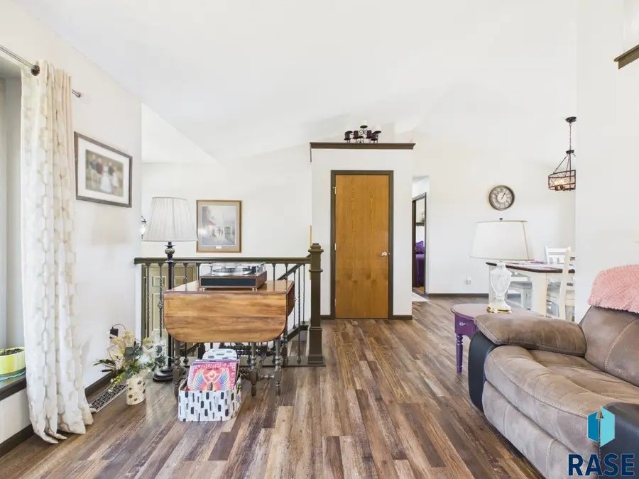 5200 S Arden Ave, Sioux Falls, SD 57108 - #3