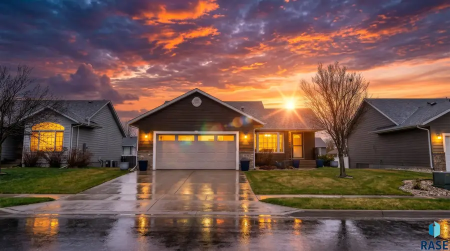 4840 S Samantha Dr, Sioux Falls, SD 57106 - #3