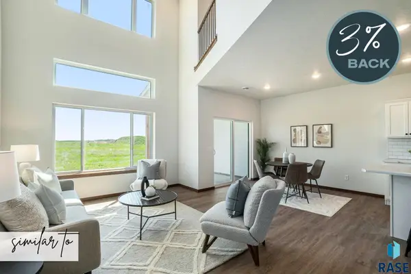 5721 E Marley Pl, Sioux Falls, SD 57108