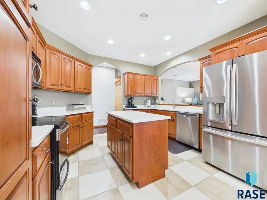 5920 S Grand Lodge Pl #2, Sioux Falls, SD 57108 - #2