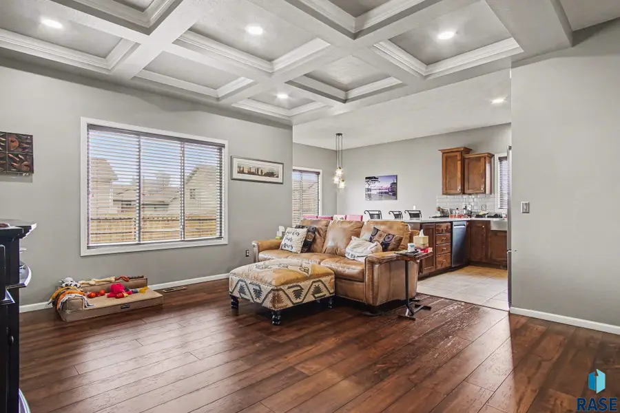 5301 S Breezeway Ave, Sioux Falls, SD 57108 - #3