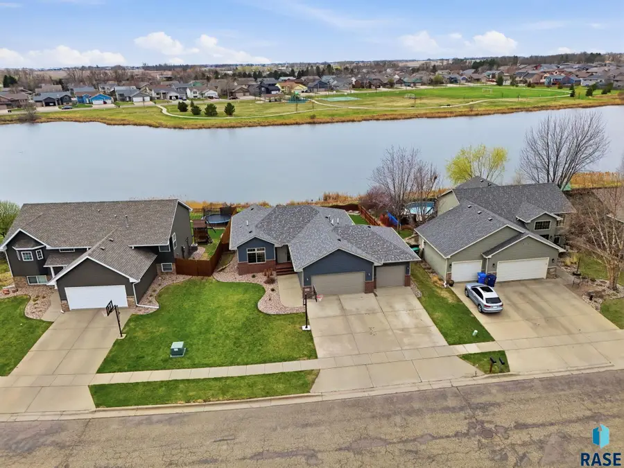 7317 W 61st St, Sioux Falls, SD 57106 - #3