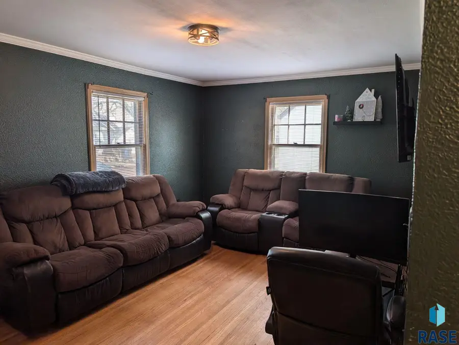 317 N Grange Ave, Sioux Falls, SD 57104 - #2