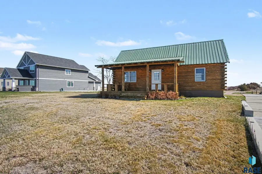 21251 Vantage Point Rd, Lake Preston, SD 57249 - #3