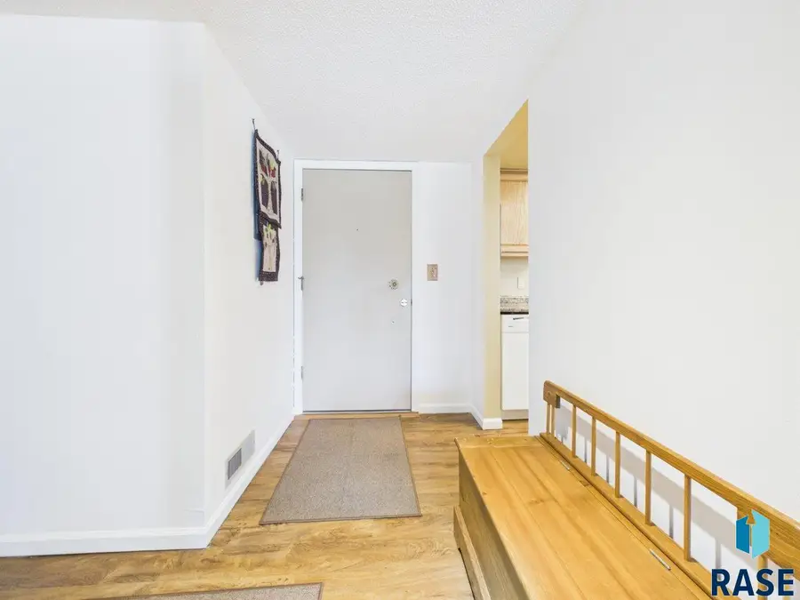 2505 S Kiwanis Ave #145, Sioux Falls, SD 57105 - #2