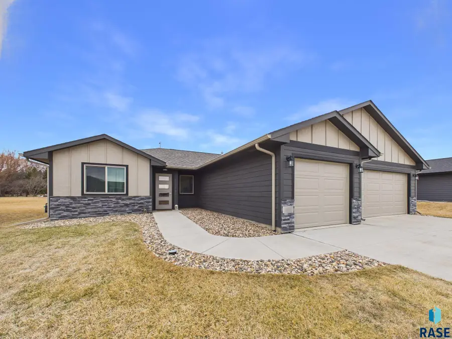 430 W Jameson St, Tea, SD 57064 - #2