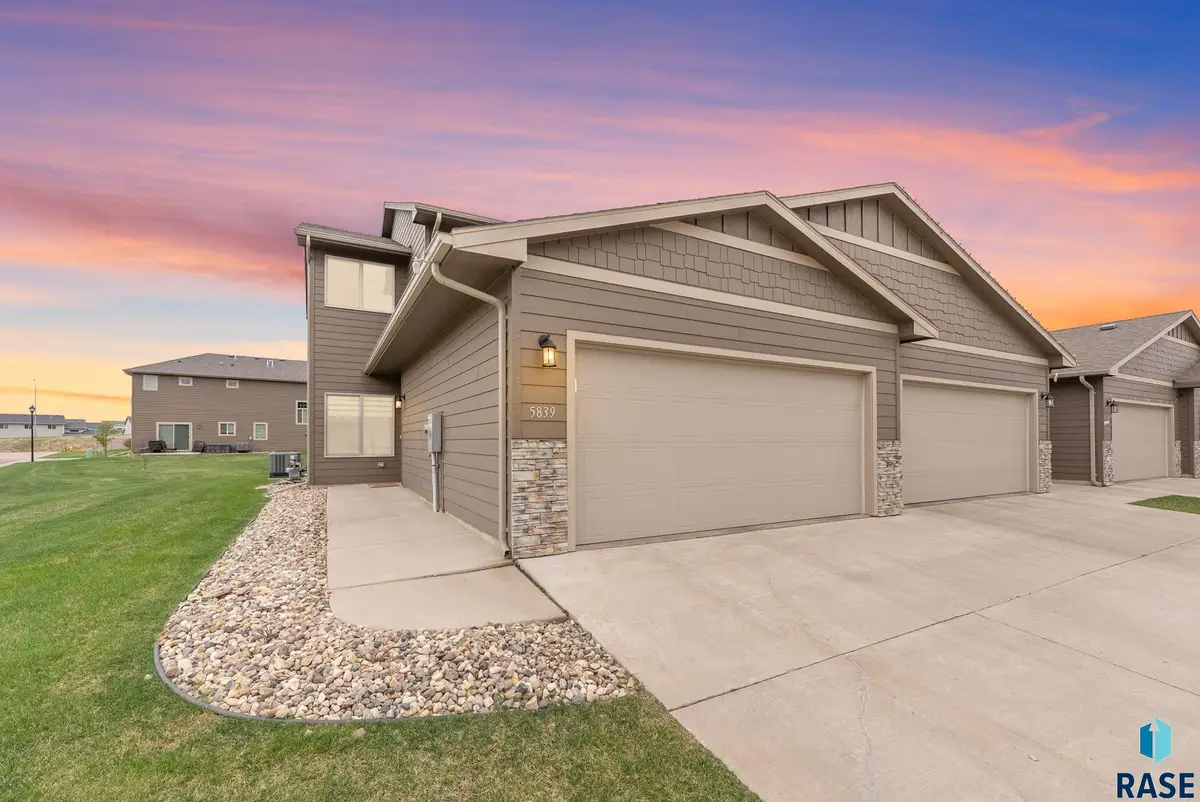 5839 S Bounty Pl, Sioux Falls, SD 57108 - #1