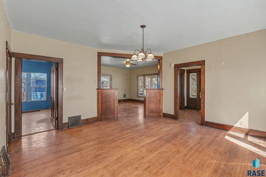 307 North St, Viborg, SD 57070 - #3