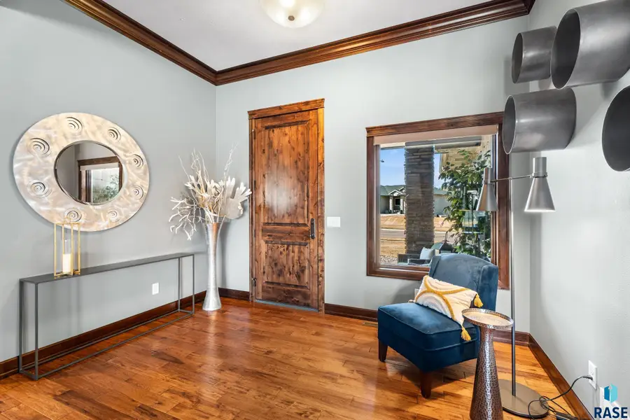 1920 S Firefly Dr, Sioux Falls, SD 57110 - #2