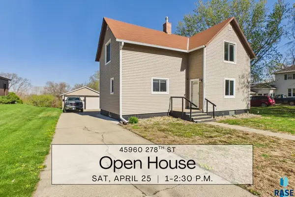 301 Lincoln Ave, Centerville, SD 57014
