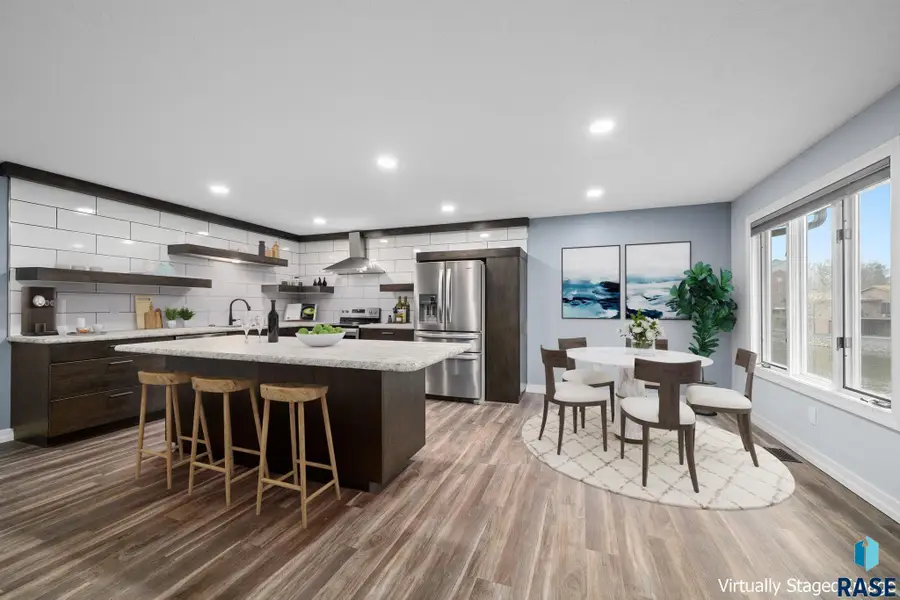 3400 W Norie Pl, Sioux Falls, SD 57106 - #2