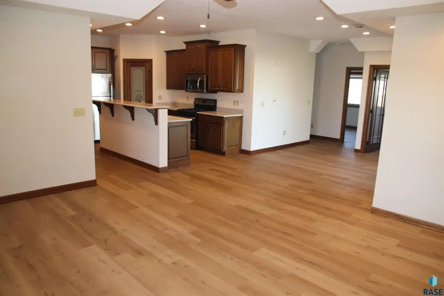 3820 Vendavel St, Sioux Falls, SD 57108 - #3