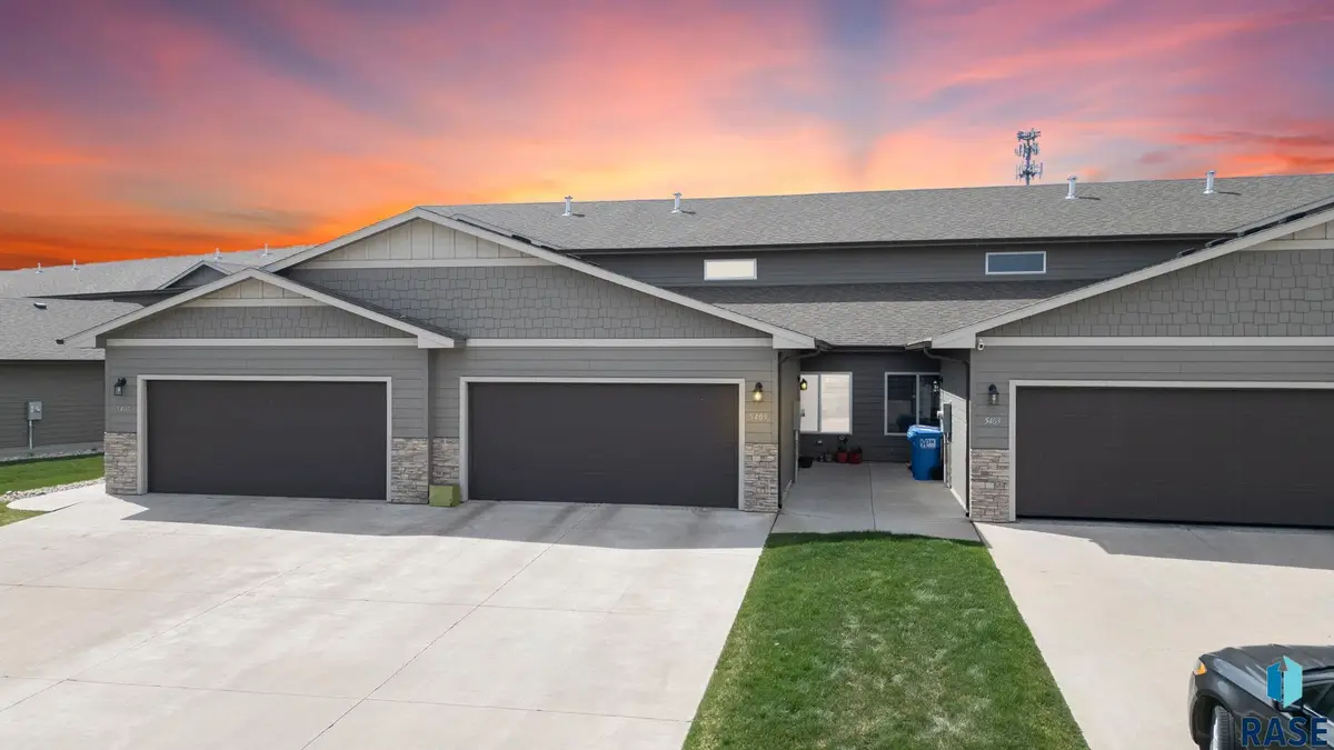5405 S Seville Pl, Sioux Falls, SD 57108 - #1