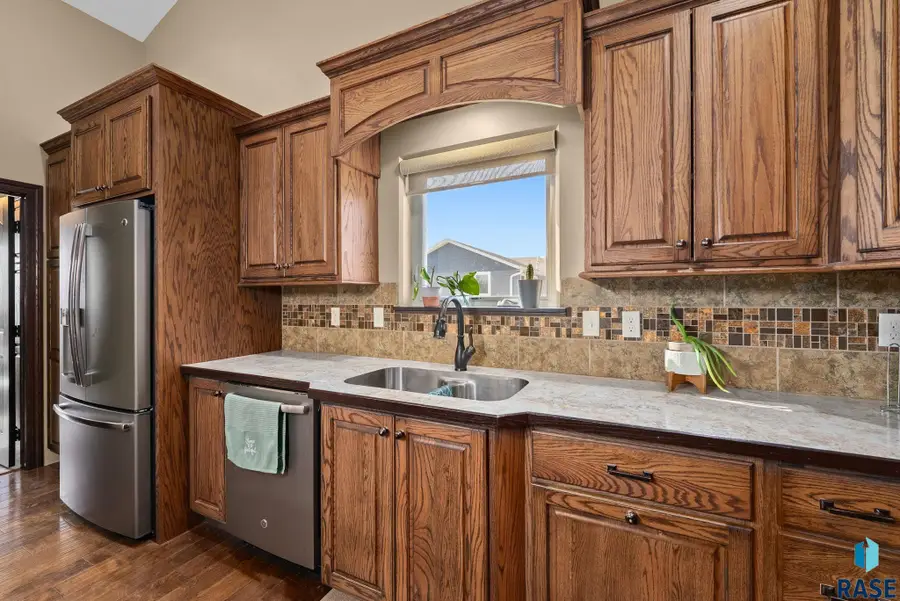 6463 Christiansen Ln, Wentworth, SD 57075 - #3