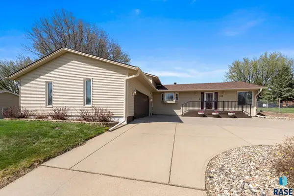 208 E 7th St, Crooks, SD 57020