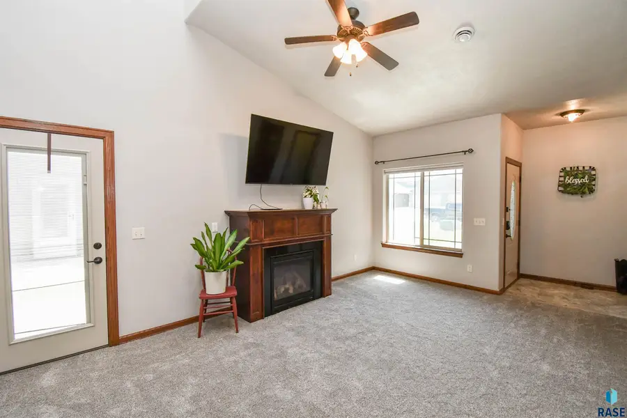 4424 W Shipton St, Sioux Falls, SD 57108 - #3
