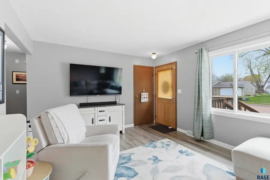 6212 W 59th St, Sioux Falls, SD 57106 - #2