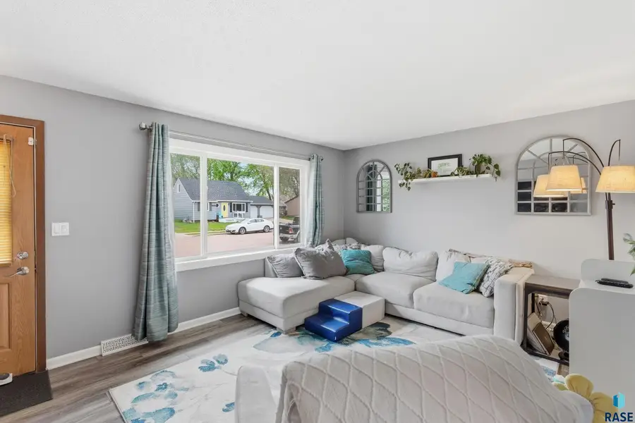 6212 W 59th St, Sioux Falls, SD 57106 - #3