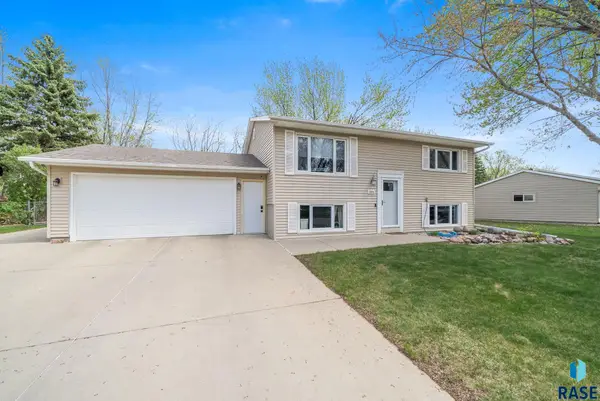 4304 W Mesa Pass, Sioux Falls, SD 57106