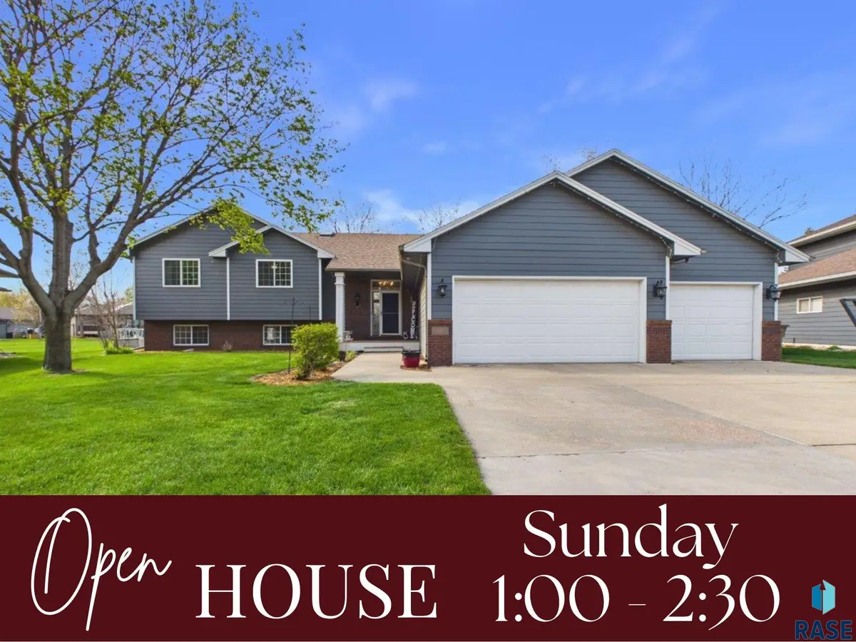 4040 S Brady Ct, Sioux Falls, SD 57103 - #1