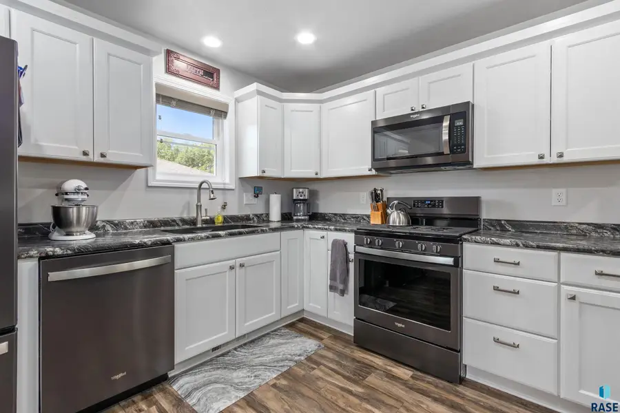 111 Iowa St, Centerville, SD 57014 - #2