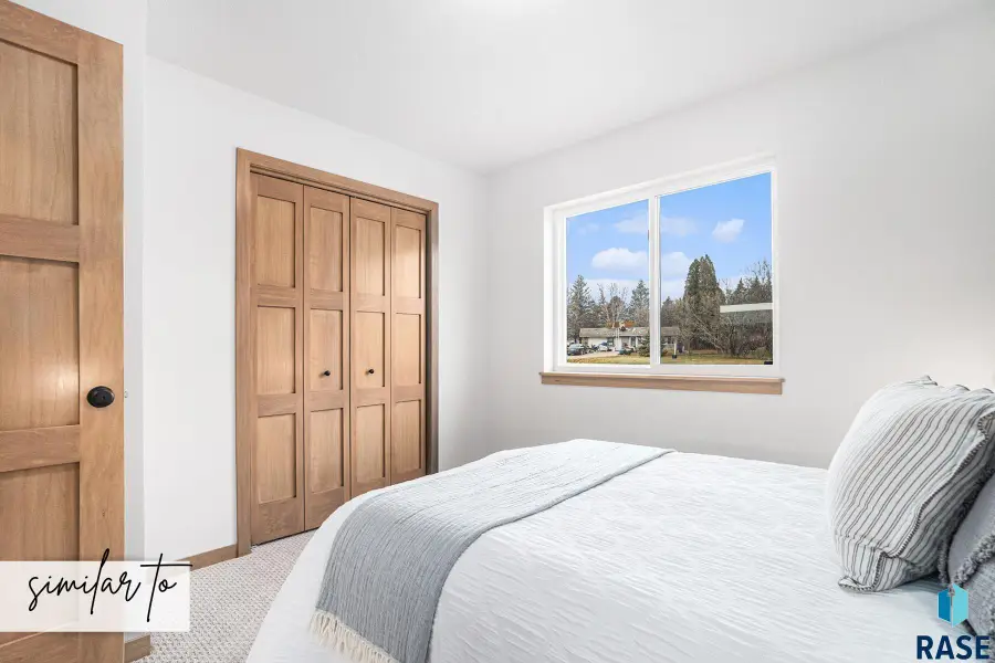 8002 E Tencate Pl, Sioux Falls, SD 57110 - #3