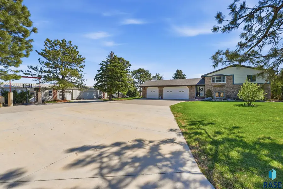26574 466th Ave, Sioux Falls, SD 57106 - #3