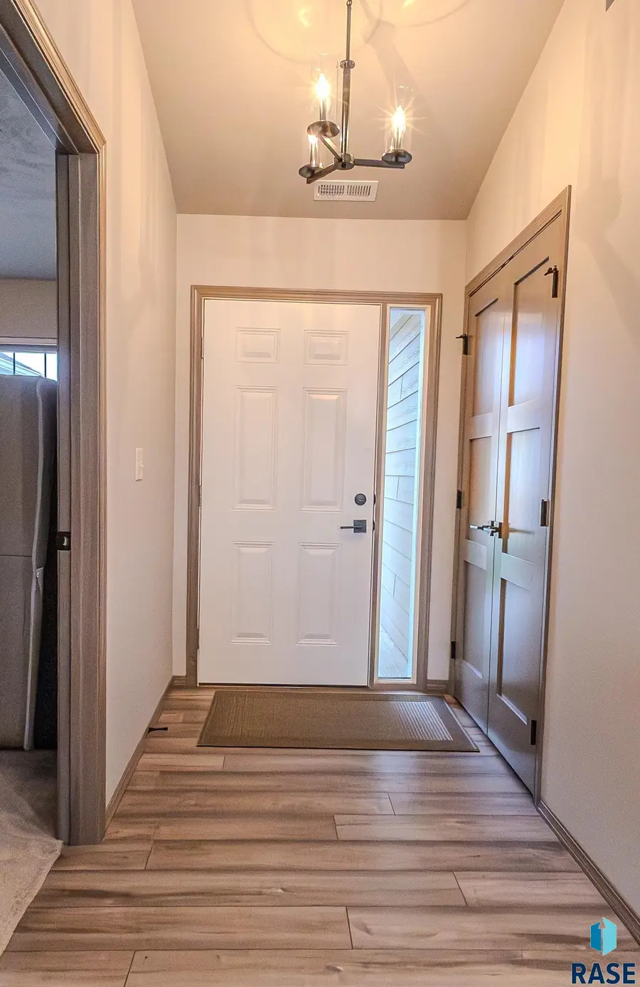1217 N Marion Rd, Sioux Falls, SD 57107 - #2