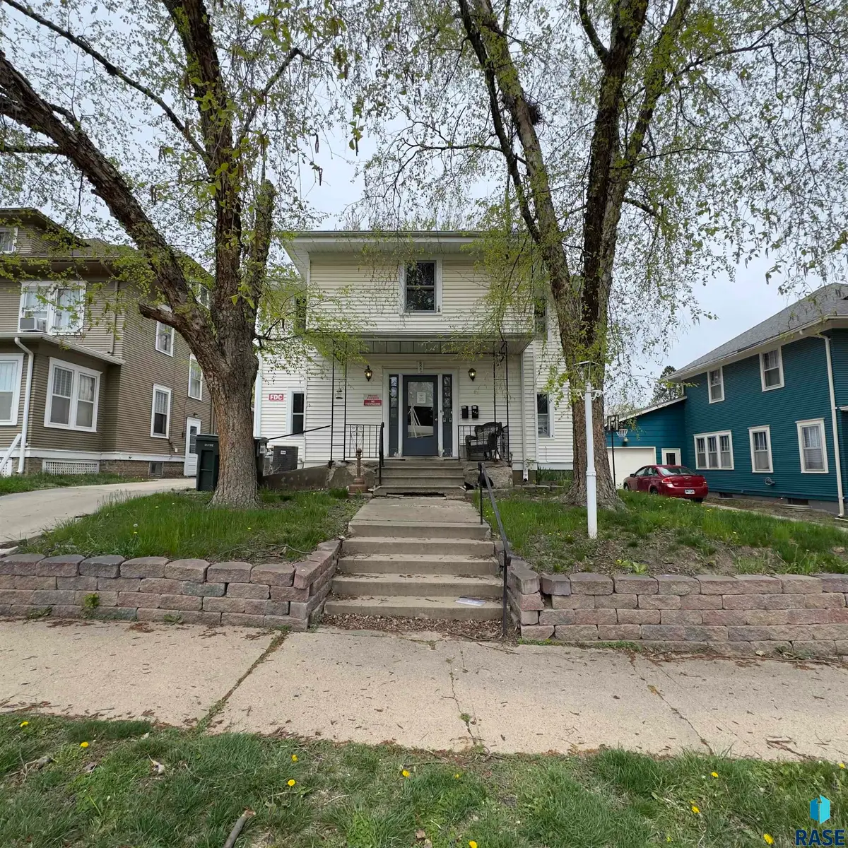 826 2nd St, Sioux Falls, SD 57104 - #1