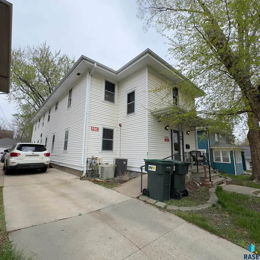826 2nd St, Sioux Falls, SD 57104 - #2