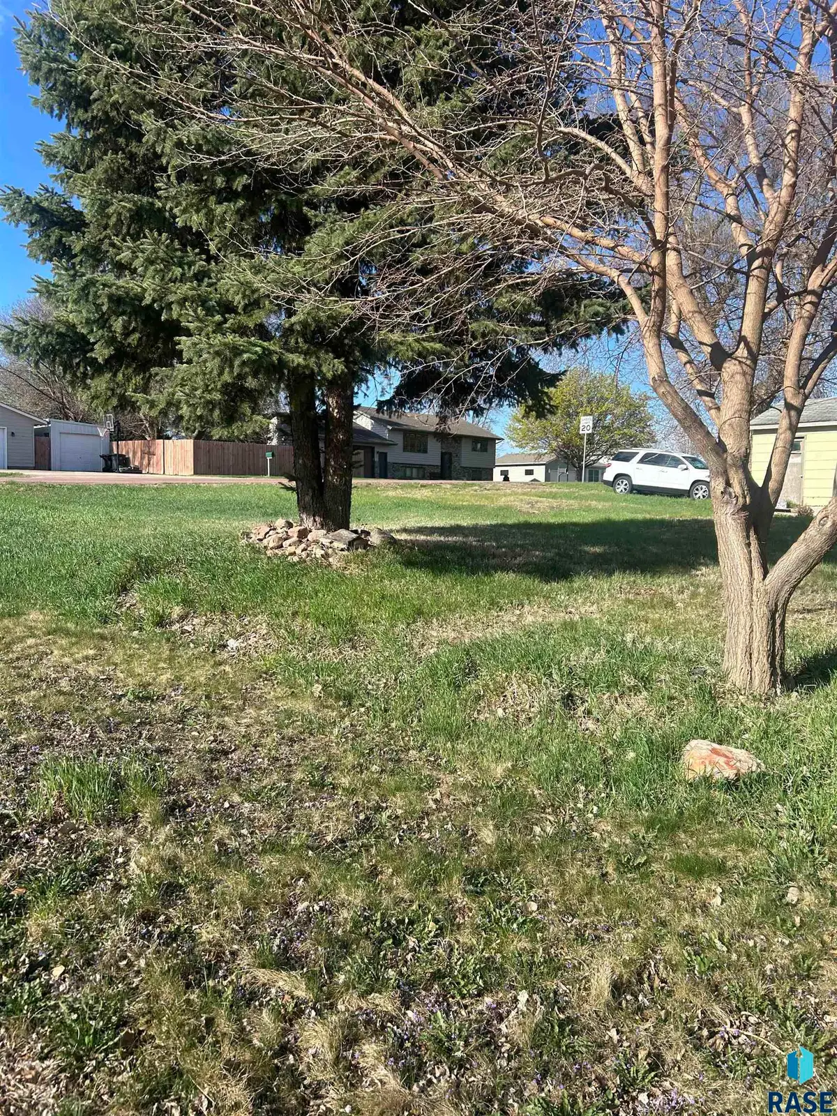 101 Main Ave, Garretson, SD 57030 - #1