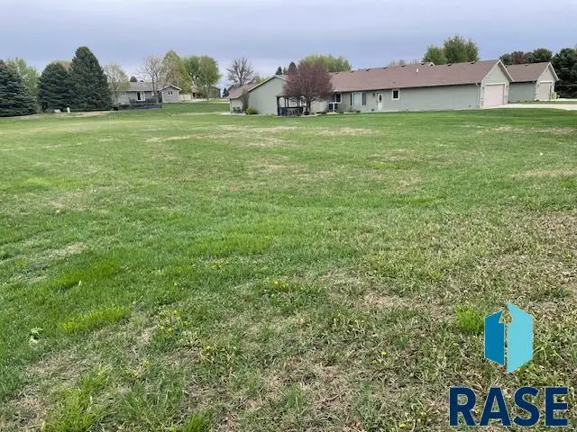 603 Parkdale Dr, Inwood, IA 51240 - #2