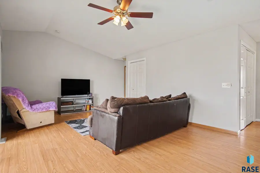 7107 W 56th St #22, Sioux Falls, SD 57106 - #3