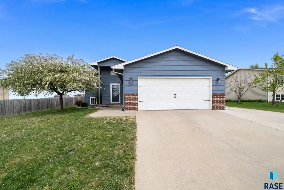 504 Adam Ave, Baltic, SD 57003 - #1