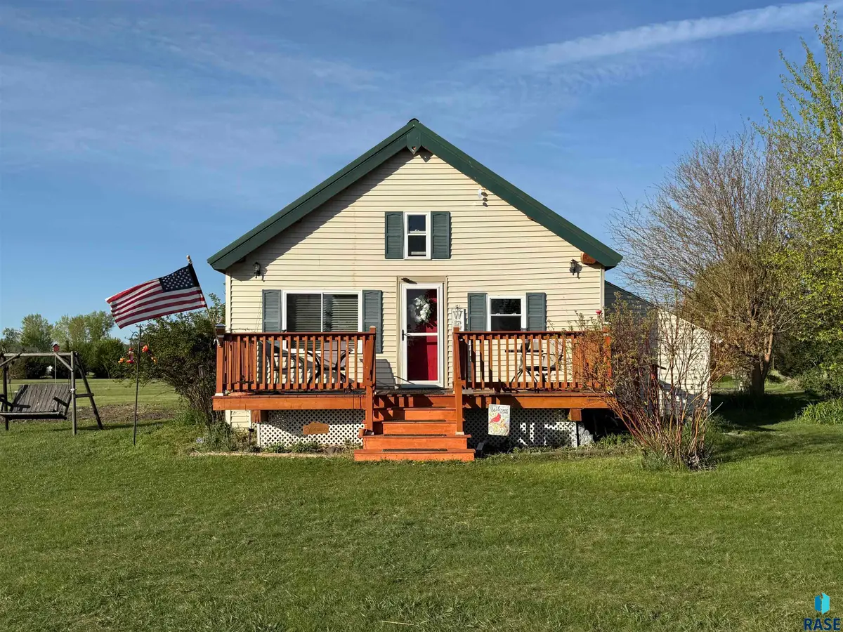 46637 321st St, Burbank, SD 57010 - #1