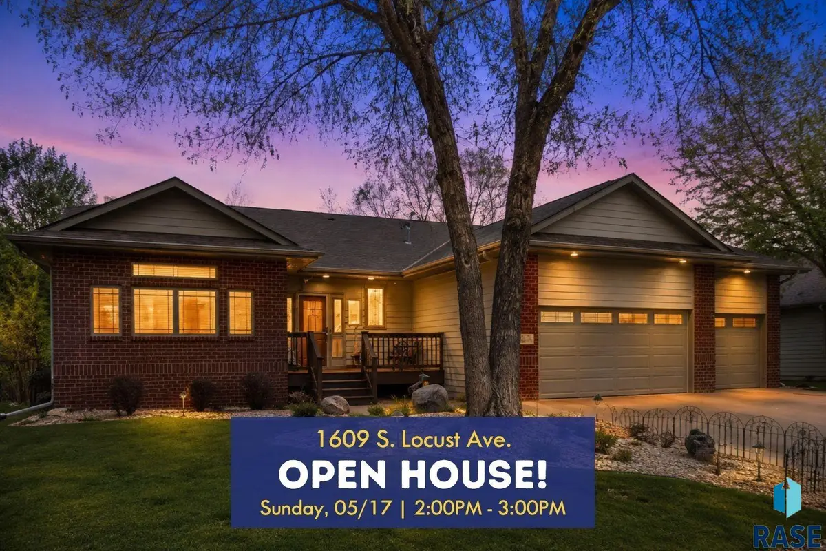 1609 S Locust Ave, Brandon, SD 57005 - #1