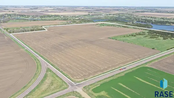 273rd St, Harrisburg, SD 57032