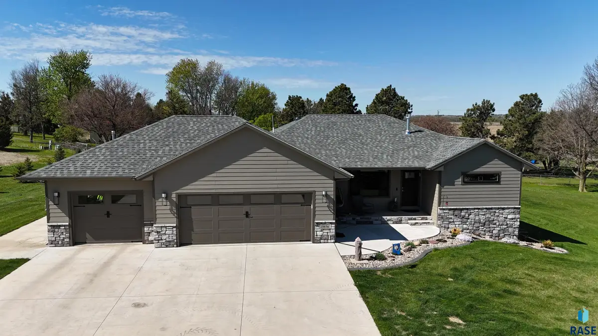 25636 Sherdean Trl, Renner, SD 57055 - #1