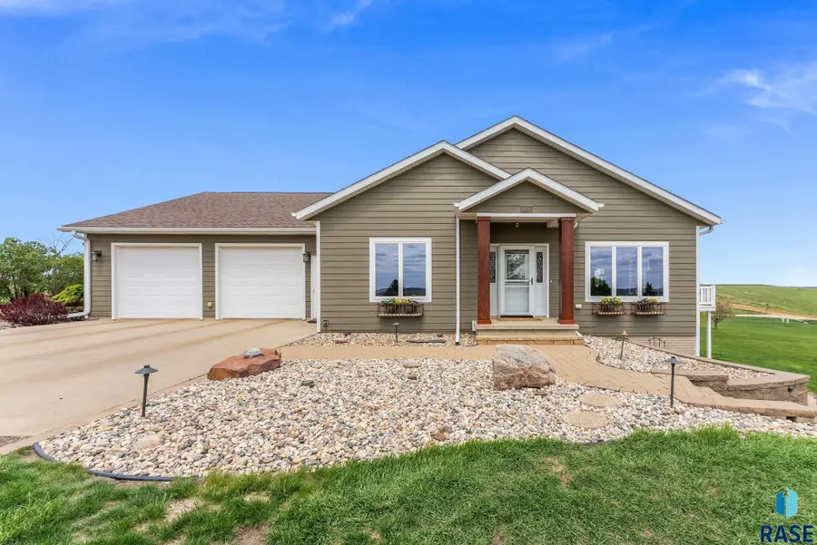 48290 N Hiawatha Pl, Canton, SD 57013 - #3