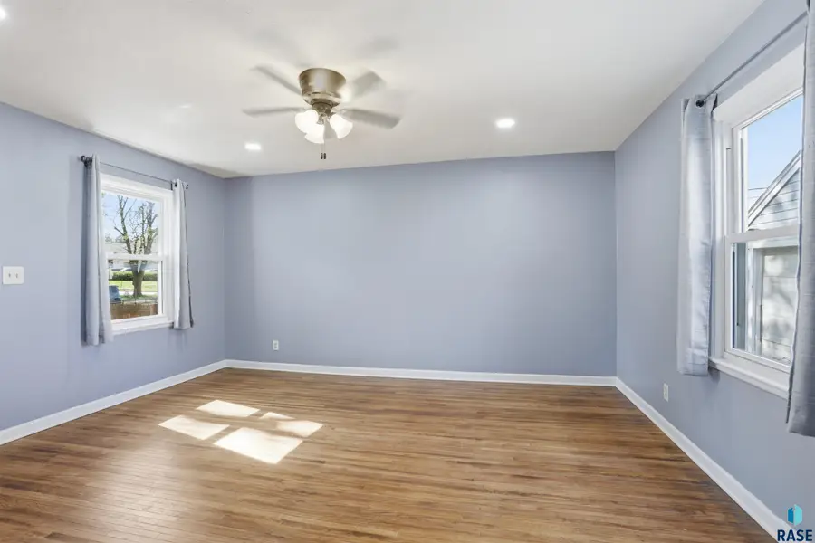 617 S Garfield Ave, Sioux Falls, SD 57104 - #3