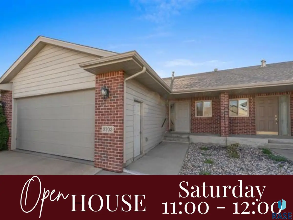 3703 S Banyan Ave, Sioux Falls, SD 57110 - #1