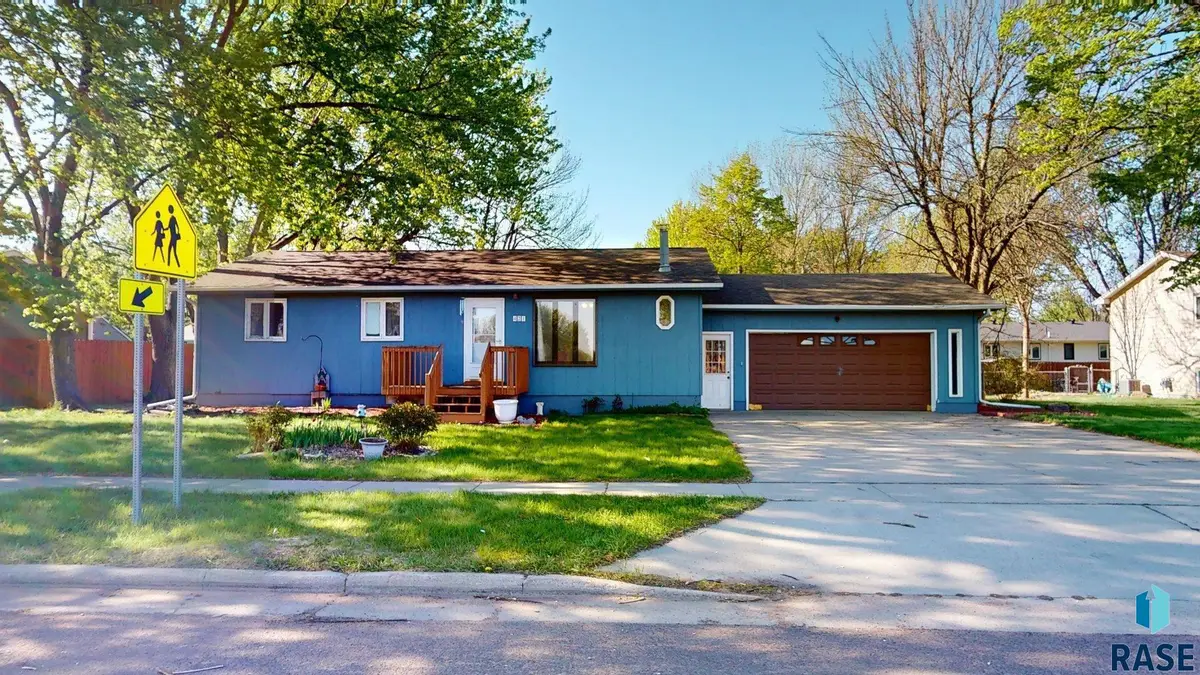 421 W Charish St, Tea, SD 57064 - #1