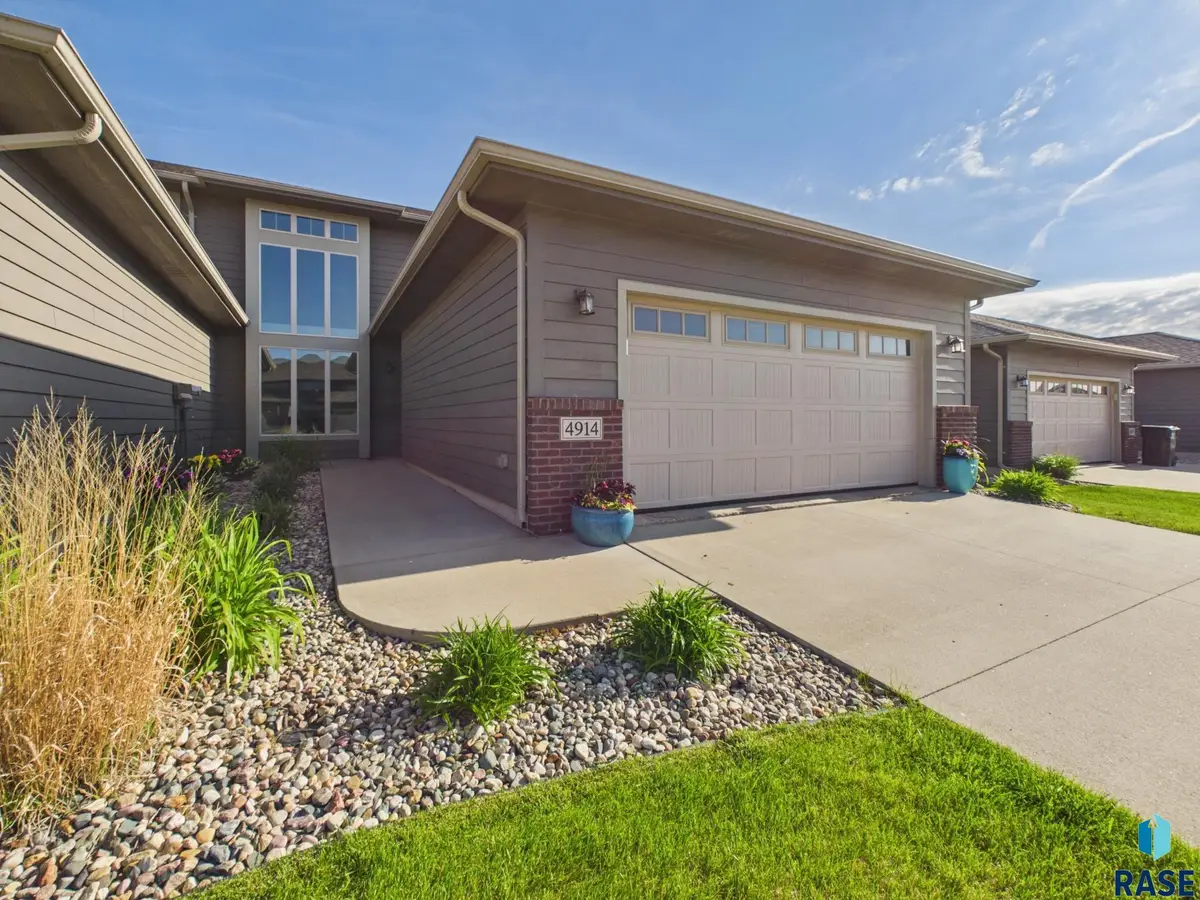 4914 E 63rd St, Sioux Falls, SD 57108 - #1